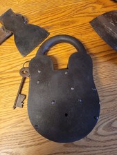 HUGE TALL  VINTAGE MEDEVIL  DUDGEON  JAIL  RU...