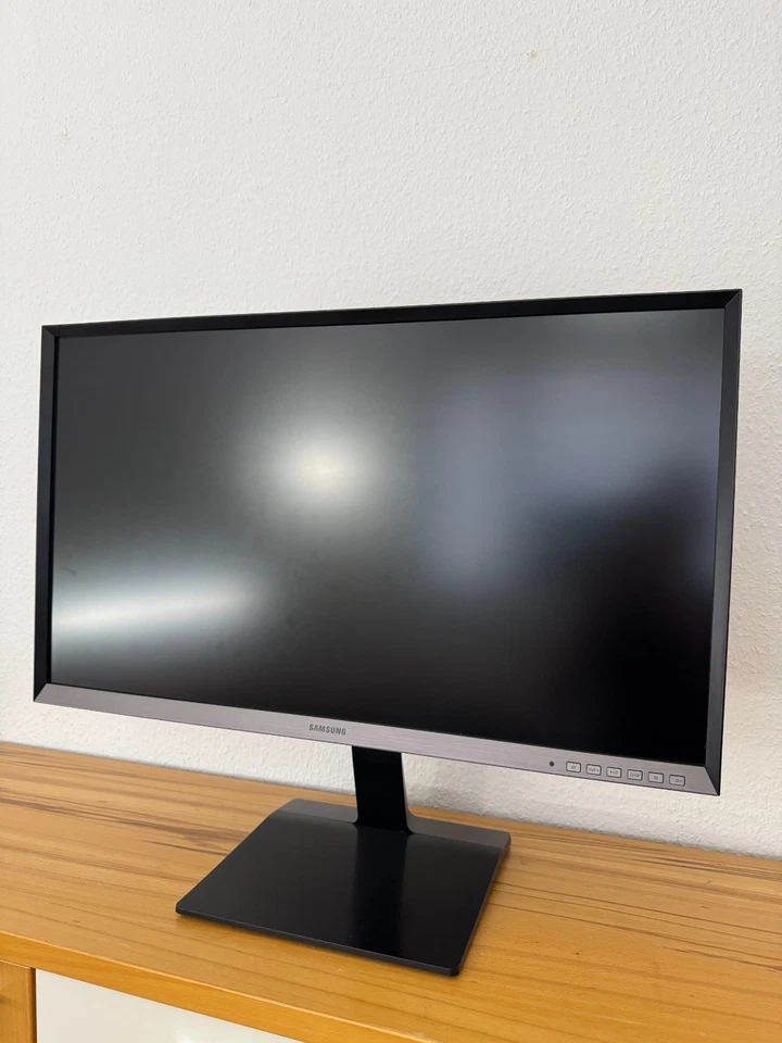 32 Zoll Samsung SD850T WQHD Monitor, sehr gut erhalten!