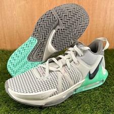 Nike LeBron Witness 8 Flat Pewter Mint Basketball Shoes DM1123-006 Men's Sz 9.5
