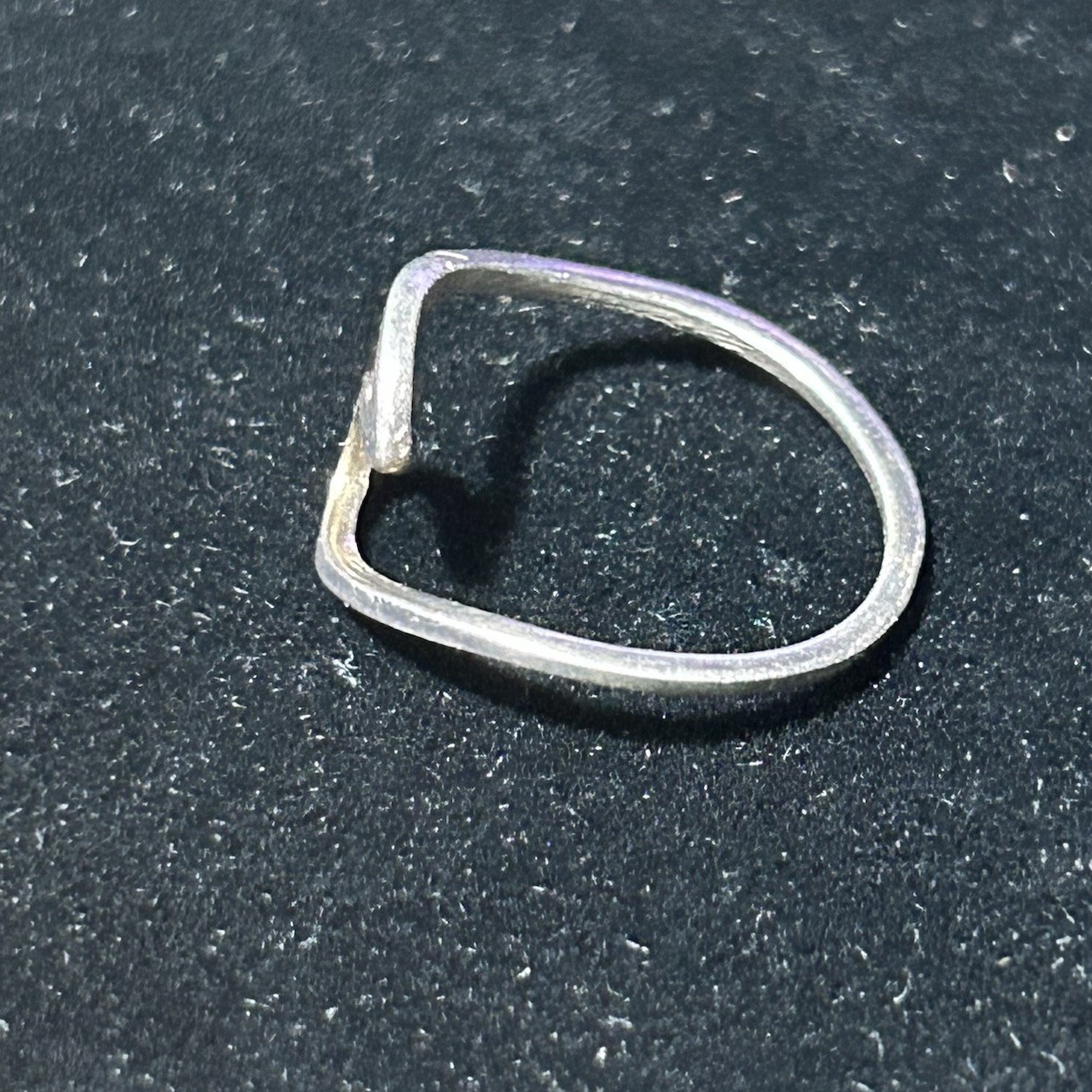Solid Sterling Silver Wave Ring Size 6 - image 3