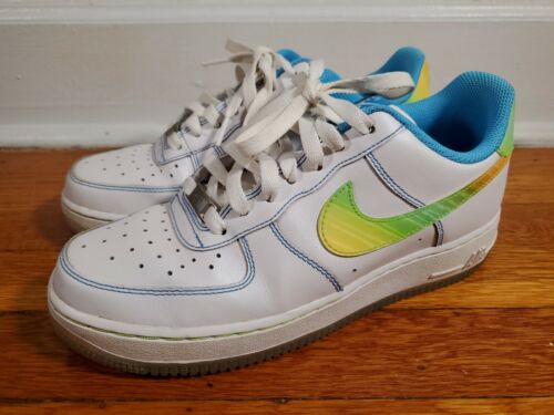 Chaussures Nike Air Force 1 LE 334212-111 blanc-Pro cyan-Citron filles taille 7Y RARE - Photo 1 sur 10