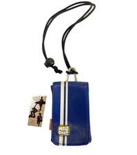 MALOPERRO BLUE CASE NECK LACE AND CARABINNER