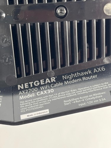 NETGEAR Nighthawk CAX30 AX2700 WiFi 6 Cable Modem Router - Photo 4/5