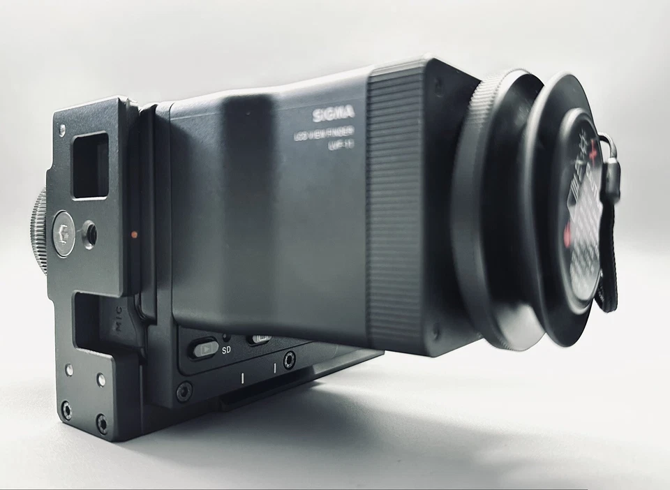 Sigma fp / fp L bracket - Arca Swiss compatible incl. LVF-11 mount - Image 2 of 4