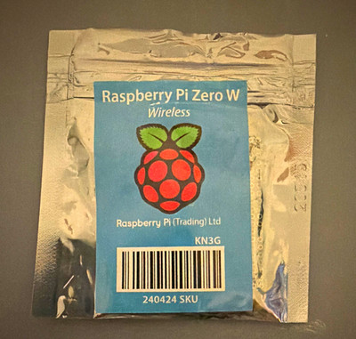 Raspberry Pi Zero W Wireless HDMI Development Board 512MB ARM (MicroSD)