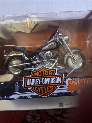 Vintage 1998 Harley Davidson 1:18 Die Cast Desk Model Toy FLSTF
