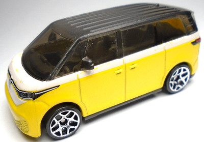 2023 HOT WHEELS GREEN SPEED VOLKSWAGEN ID. BUZZ YELLOW 1:64 DIECAST 2 5/8'' VAN