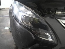 Feu avant (phare) Opel ZAFIRA