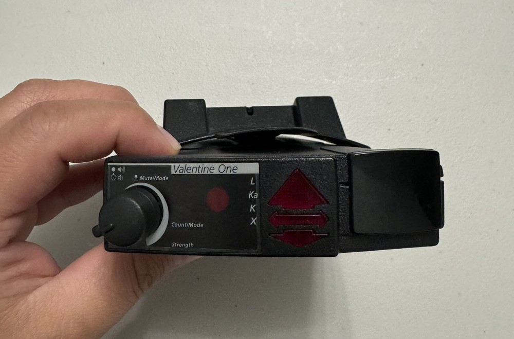 Valentine V1 Gen 1 Radar Detector, Detector Only W/ Mount