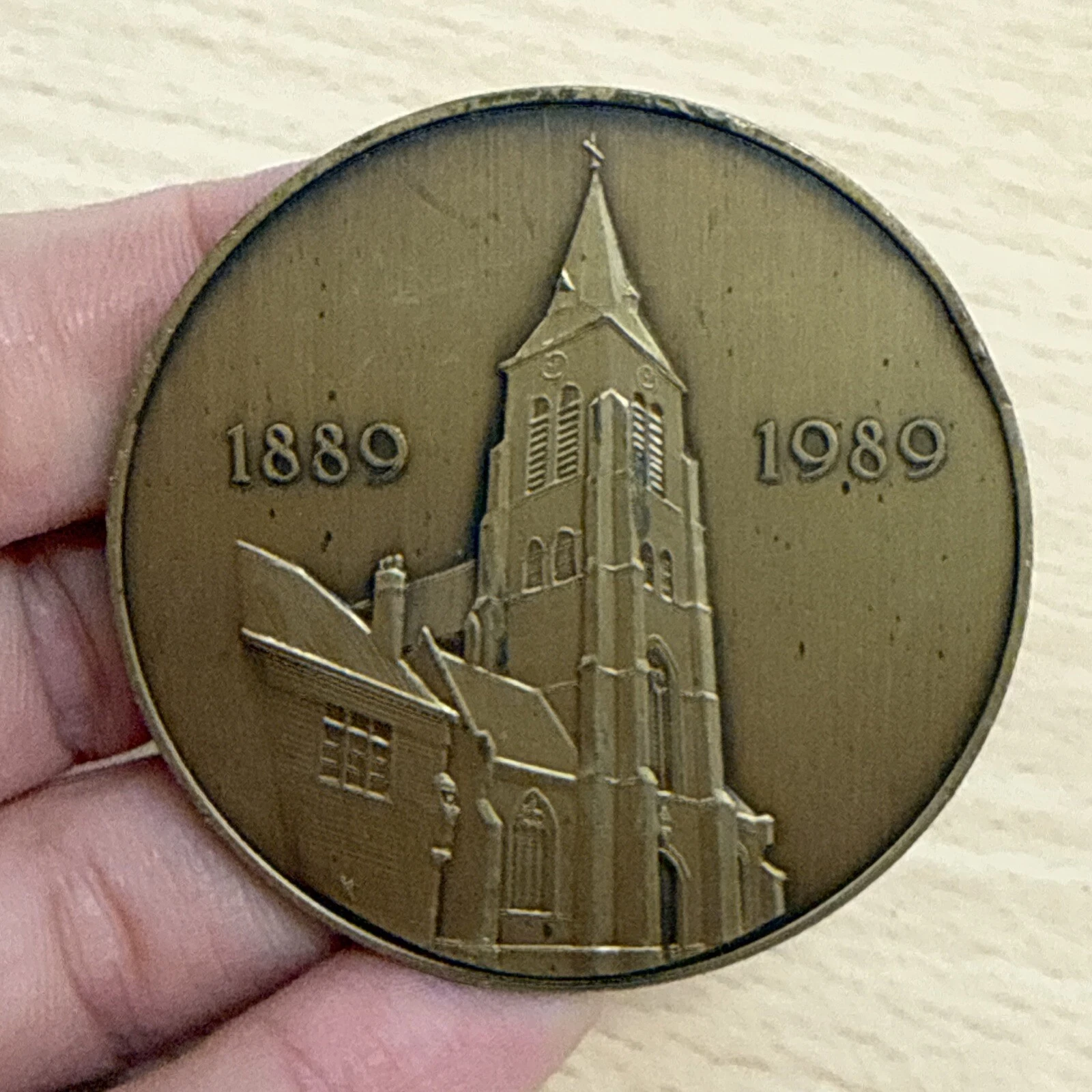Médaille Ecclesia Parochialis S Lamberti Antuerpiae 1889 1989