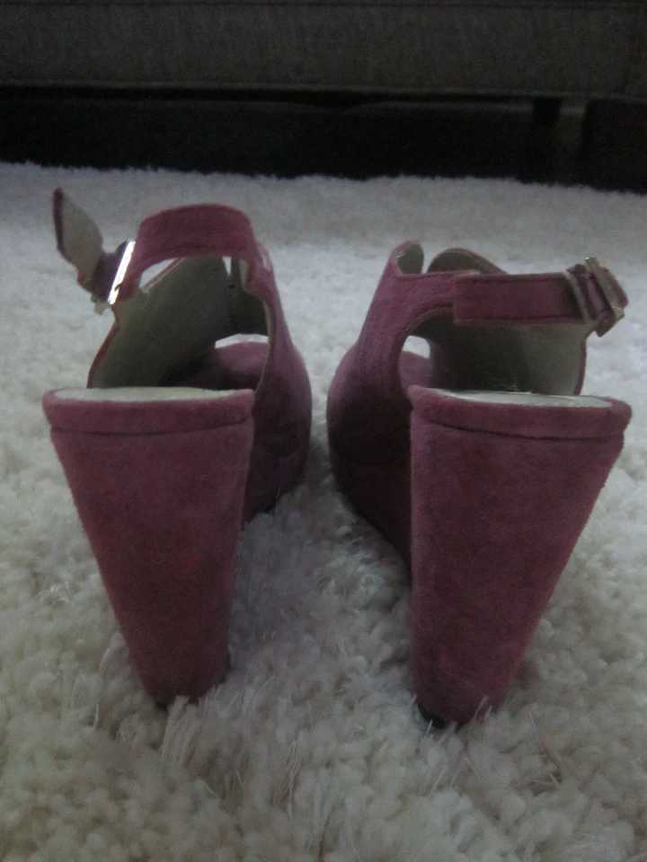 Sandalias Envy FOXY Lila Púrpura Gamuza Plataforma Cuña Peeptoe Talla 5.5 NUEVAS 4.5" Tacón Foto 3 de 4