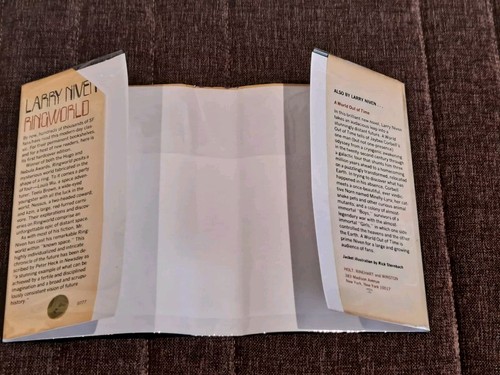 Larry Niven Ringworld HBDJ 1st American edition SIGNED with certificate - Picture 3 of 9