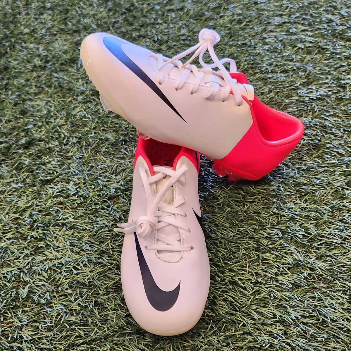 Nike Jr. Mercurial Vapor VIII FG Kids Soccer Shoes White Nike Jr. Mercurial Vapor VIII FG Kids Soccer Shoes White
