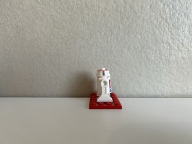 LEGO Star Wars R5-D8 / R5-D4 sw0373 Minifigure 9493