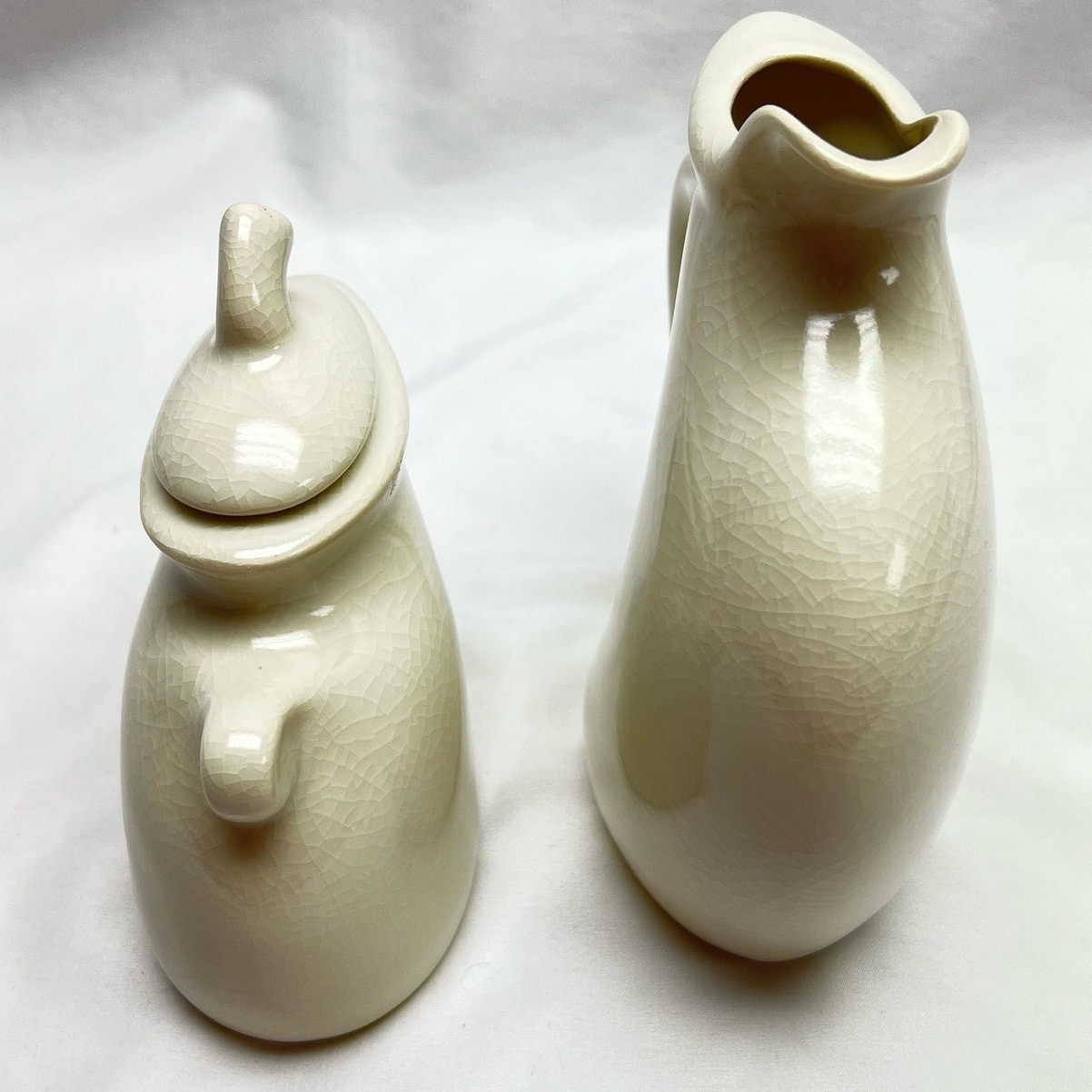 Michael Lambert Studio Dancing & Struttin Creamer & Sugar Set Signed Tan