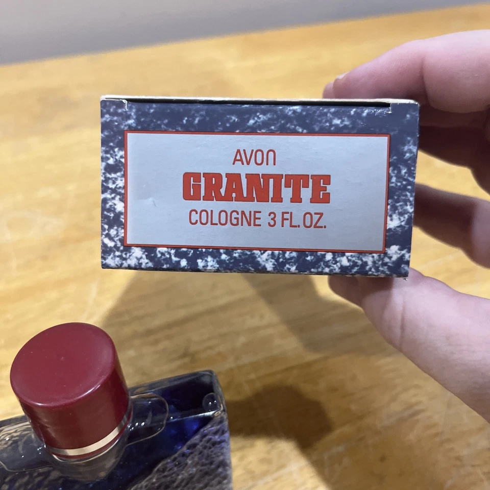 Colonia y aftershave vintage de granito Avon para hombre 3 oz con caja Nuevo de Lote Antiguo Foto 2 de 3