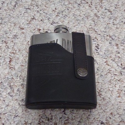 Harley-Davidson Stainless Steel 7 oz Hip Flask with Leather Pouch 2017 H-D
