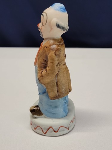 Vintage Hobo Clown Figurine Holding Umbrella 4 3/4” Tall - Picture 4 of 8