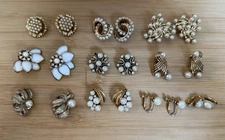 Vintage Marvella Emmons Napier Gold Pearl Rhinestone Cluster Earring Lot 10 Pair