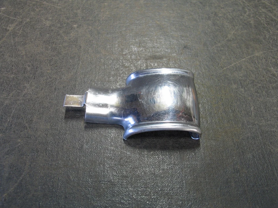 Chevrolet Fleetline 1949 1950 1951 1952 moldura de parabrisas vertical central Foto 4 de 4