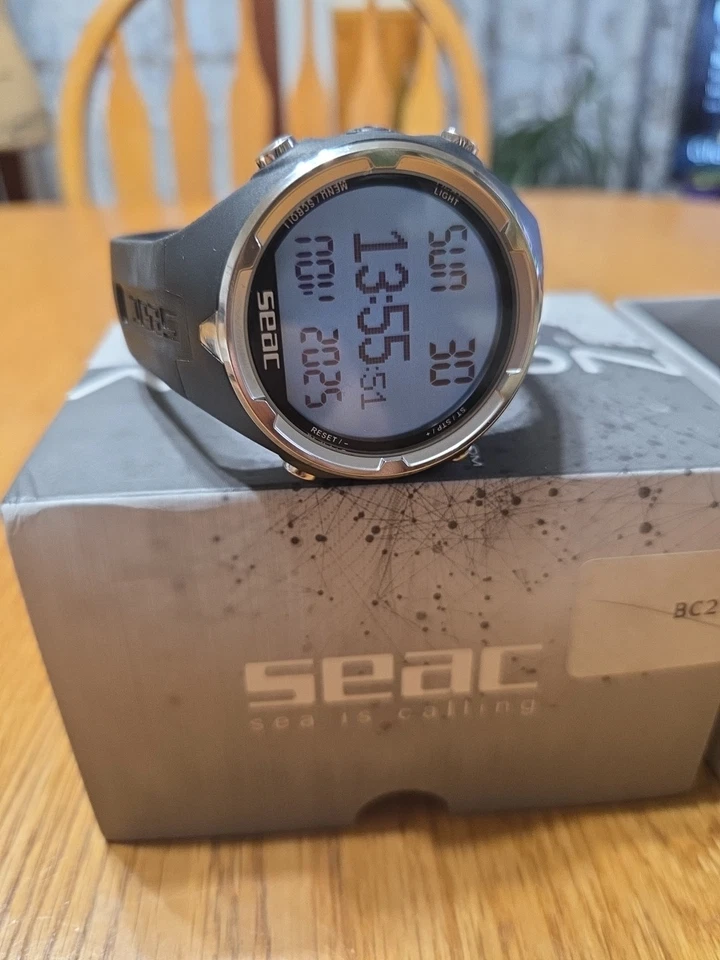 SEAC Action Black Tauchcomputer - Handgelenkcomputer (1600005000520A) CR 2450 MODELL 
