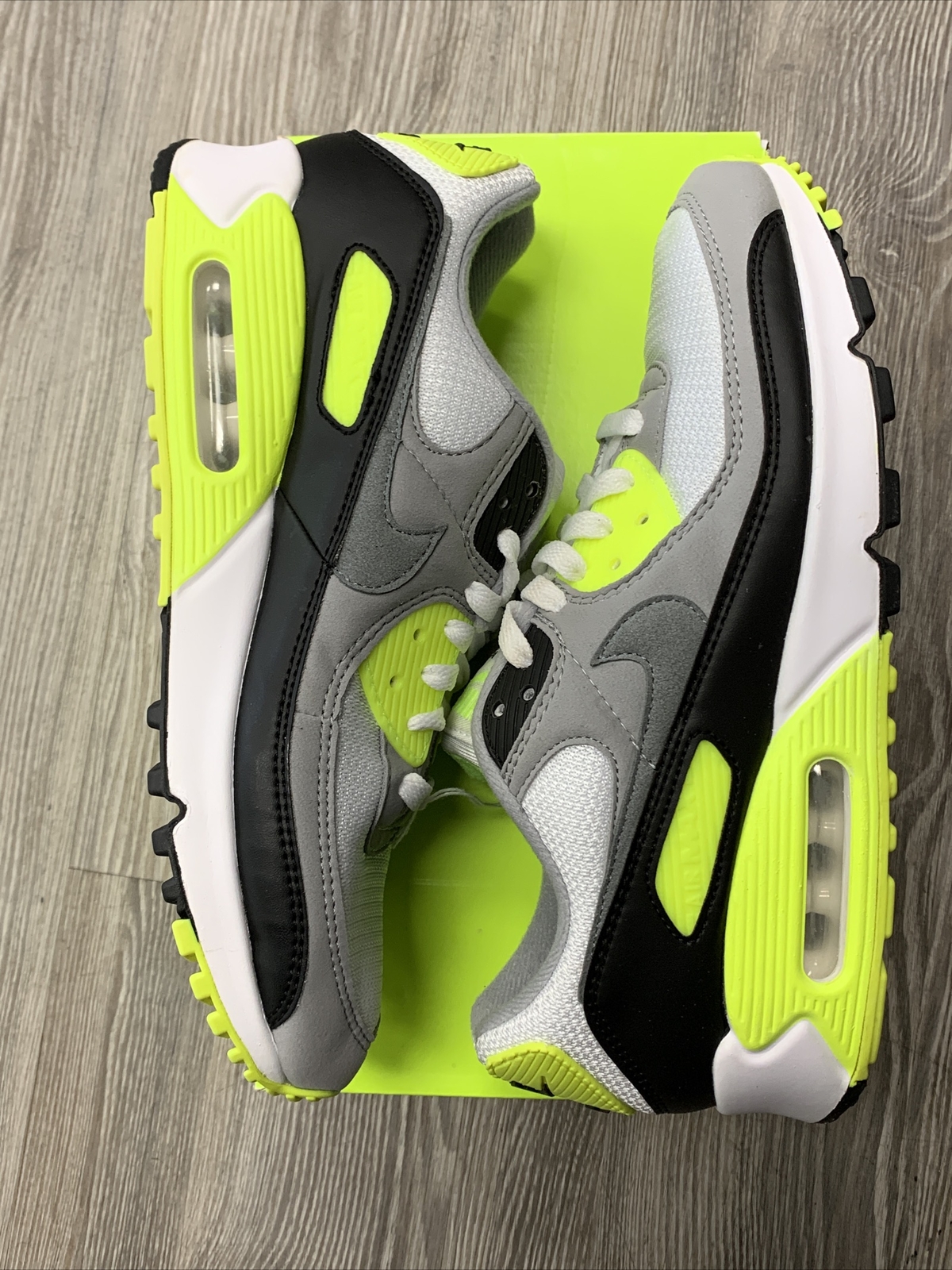 Size 9 - Nike Air Max 90 Volt 2020 - CD0881-103 for sale online | eBay
