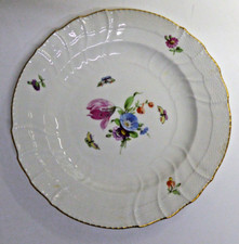 KPM Neuosier Teller  1. Wahl Ø 25,1 cm Dekor Blumen, Schmetterlinge, Goldrand