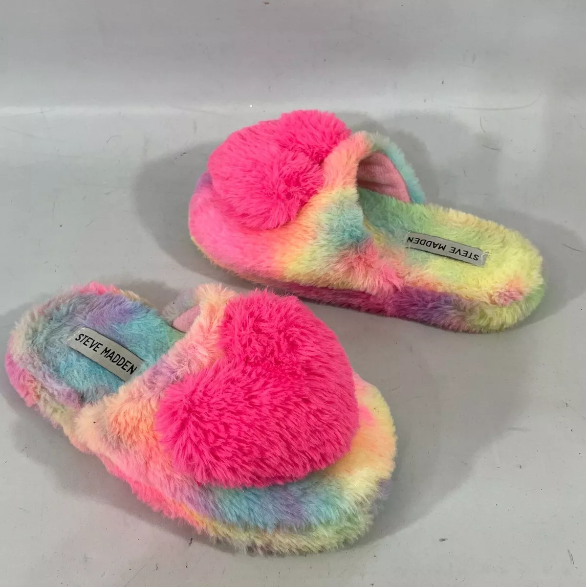 Steve madden hotsell women fuzz slippers
