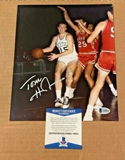 TOM HEINSOHN SIGNED BOSTON CELTICS 8X10 PHOTO BECKETT CERTIFIED