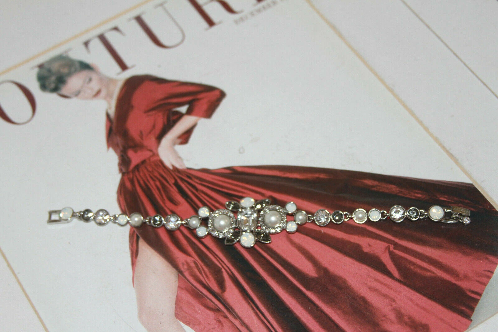 Bracciale Givenchy Cluster Elementi Swarovski Trasparenti #344