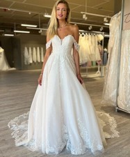Ivory Wedding Dresses Off Shoulder Appliques Backless Lace Bridal Gowns Customed