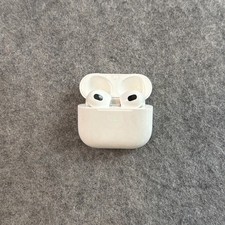 Apple AirPods 3rd Gen. with Magsafe Charging Case A2566 A2564 A2565 OEM Apple