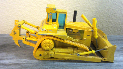 Caterpillar D10 Dozer 1:50 Scale Diecast by Conrad #285 Made in West Germany