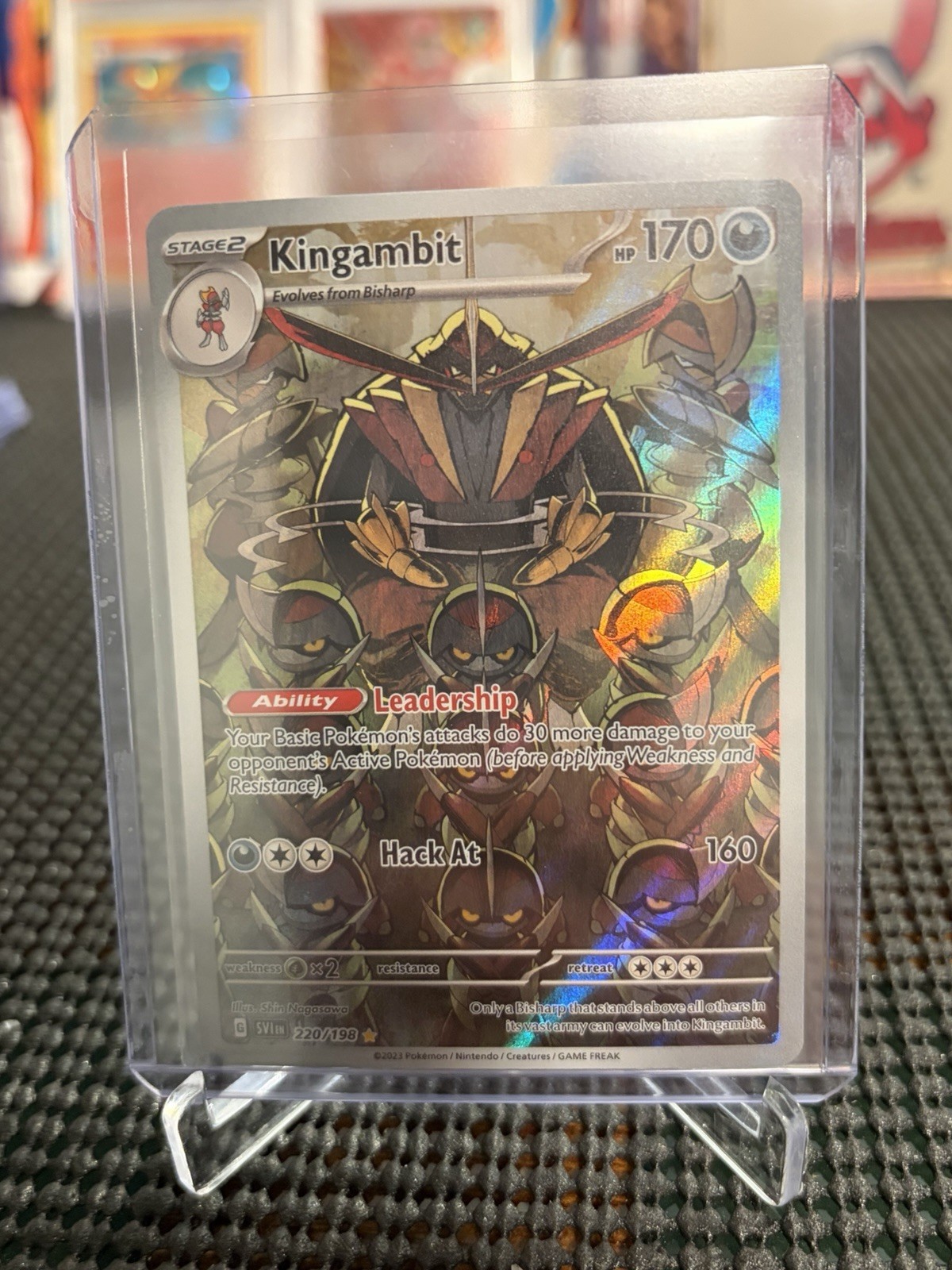 Pokémon TCG Kingambit 220/198 Scarlet & Violet NM/Mint Condition