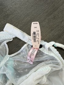 Victoria&rsquo;s Secret Sexy Little Things White Lace Garter Slip 34C NWT