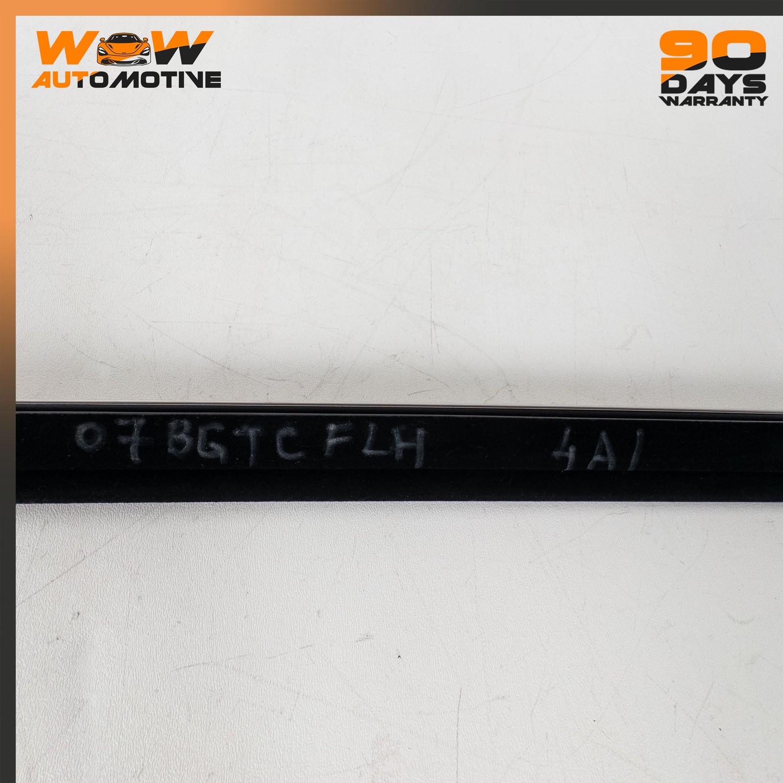 07-11 BENTLEY CONTINENTAL GTC FRONT LEFT OUTSIDE WINDOW WEATHER SEAL MOLDING OEM