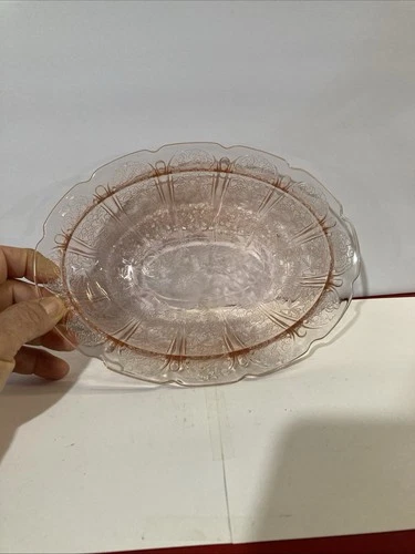 Excellent Jeanette Pink Cherry Blossom Depression Glass 9” Oval Bowl Vintage