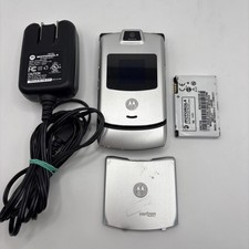 Motorola RAZR V3m Verizon Flip Phone Silver w/ Battery/Charger - Tested - 18-01