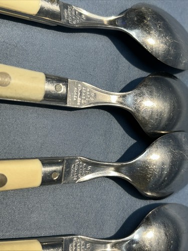 Vintage 11 Piece Mardi Gras Plastic Handle Stainless Steel Flatware Pieces Set - Afbeelding 7 van 14