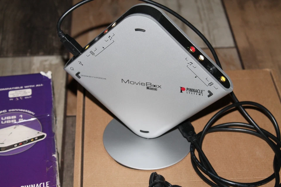 Pinnacle Studio MovieBox USB Version 9 Easy Powerful Creative Video Editing - Image 3 of 4