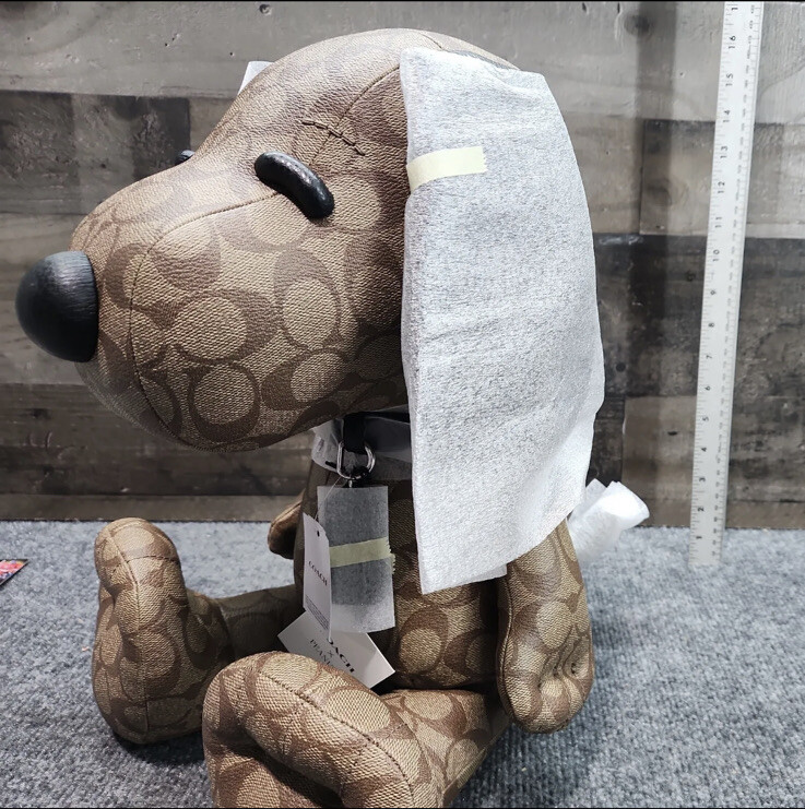 COACH PEANUTS スヌーピー シグネチャー　ぬいぐるみ　新品未使用 楽天市場】未使用・展示品 コーチ COACH スヌーピー ぬいぐるみ
