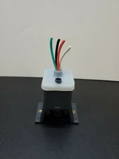 Fluence Bioengineering VYPR LED light strips waterproof connector Female plug