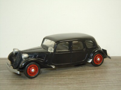 Citroen 11B - Dubray France 1:43 *65870