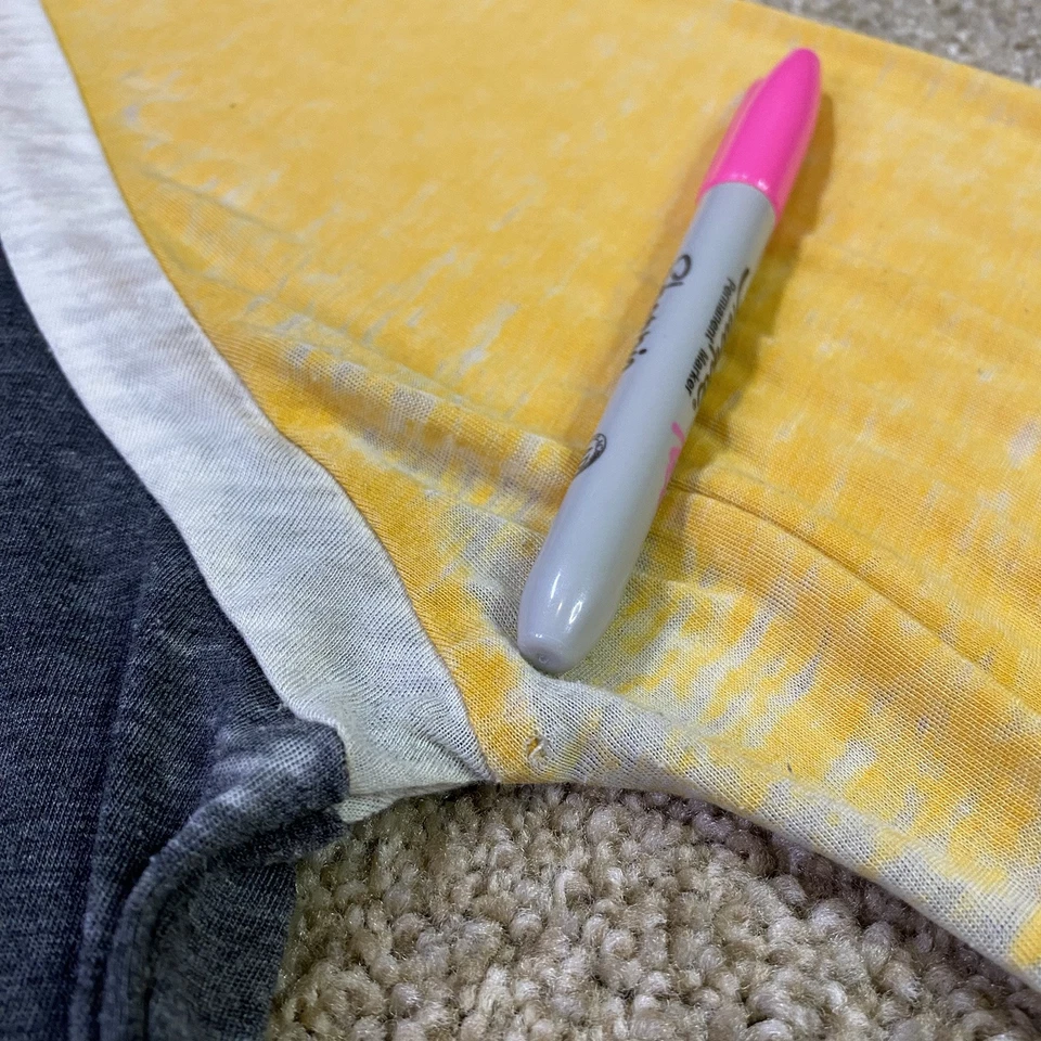 Camisa Boston Bruins Mujer L Gris Fina Con Cordones Top Alyssa Milano Touch Hockey NHL Foto 4 de 4