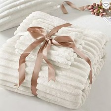 Fleece Queen Comforter Set Super Soft  Warm Fluffy Cream White Bedding