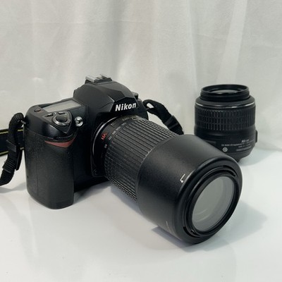 Nikon D70S 6.1MP Digital SLR Camera W/AF-S NIKKOR 18-55mm f/3.5-5.6G DX SWM VR +