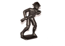 VINTAGE GREY IRON COLLECTIBLE TOY SOLDIER DESERT INFANTRYMAN G091 - 0 PAINT