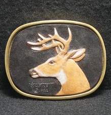 WE11102 SWEET VINTAGE 1982 DEER BUCK HEAD ANIMAL ARTWORK BRASS BELT BUCKLE