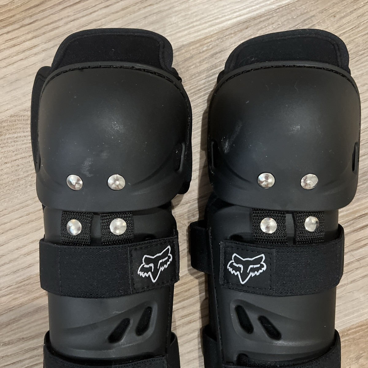 Sendy Knee Saver Youth XL ニーパッド Sendy Youth Knee Savers