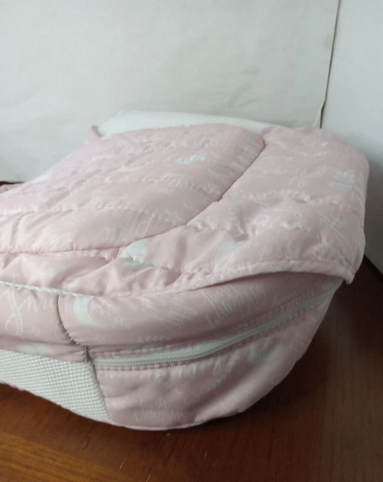 Cama de bebé plegable Baby Delight Moble rosa Love You/bebé letras de amor musical Foto 2 de 4